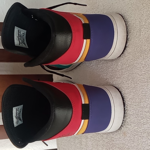 Nike Air Jordan 1's - Picture 4 of 8